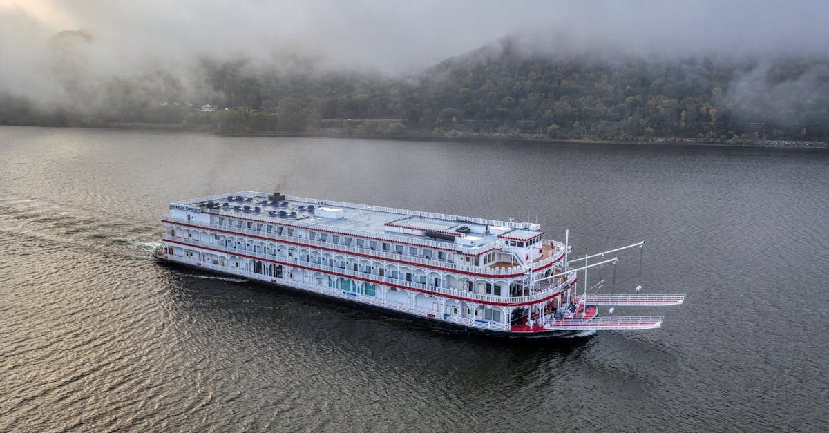 Cover Image for Explore the Scenic Mississippi River: Affordable Cruise Packages for Seniors