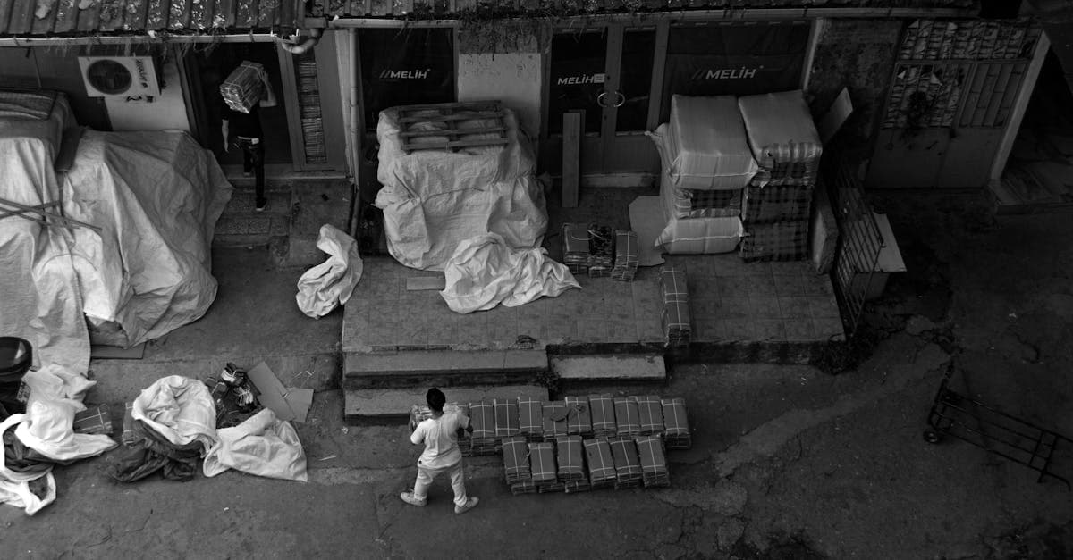 Cover Image for Unlocking Opportunities: Explore the Top Warehouse Jobs for Your Career Growth